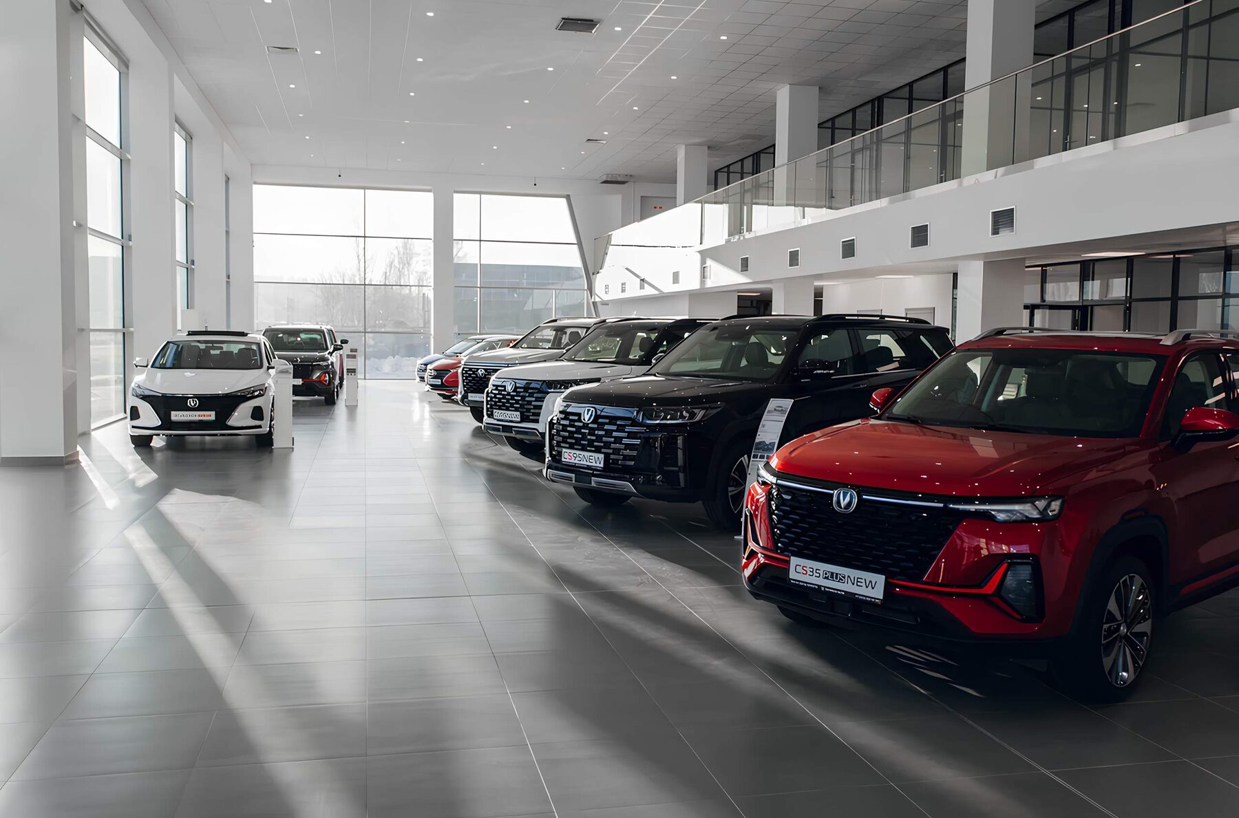 Автосалон Changan OCMOTO, фотография 1
